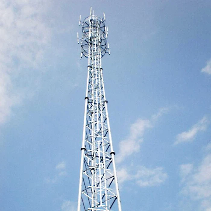 Tour en acier à 3 pattes